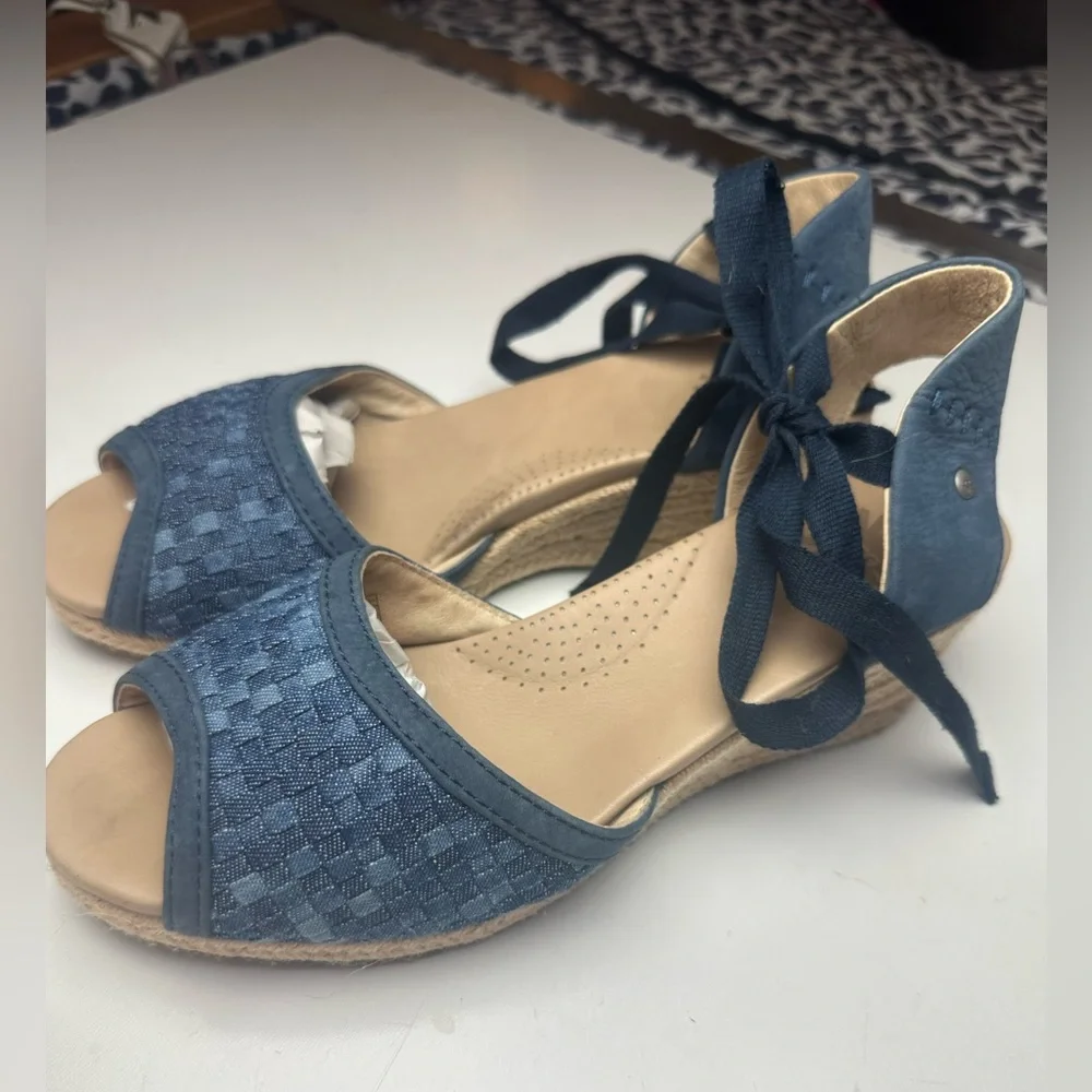 UGG Delmar Woven Patchwork Denim Leather Wedge Ankle Tie Sandals NWOT 8.5*Spots*